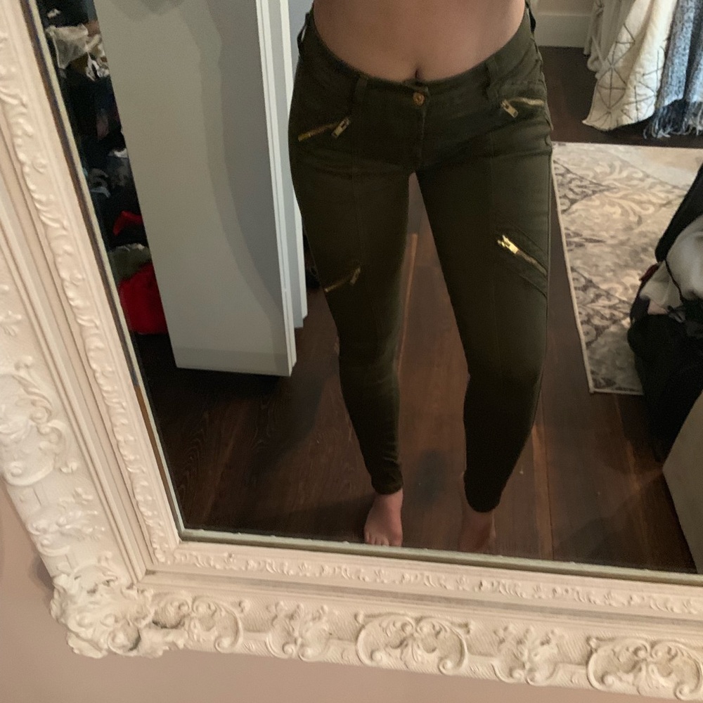 MOTO GREEN SEVEN JEANS WITH GOLD ZIPPERS - sz 25